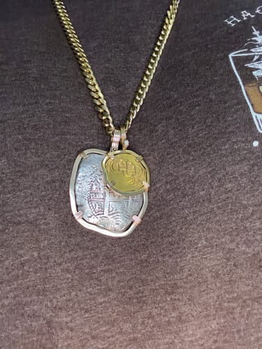 Customer photo review of Private Collection Spanish gold Escudo - 2 Escudos - Seville Mint - Circa 1592 -1612