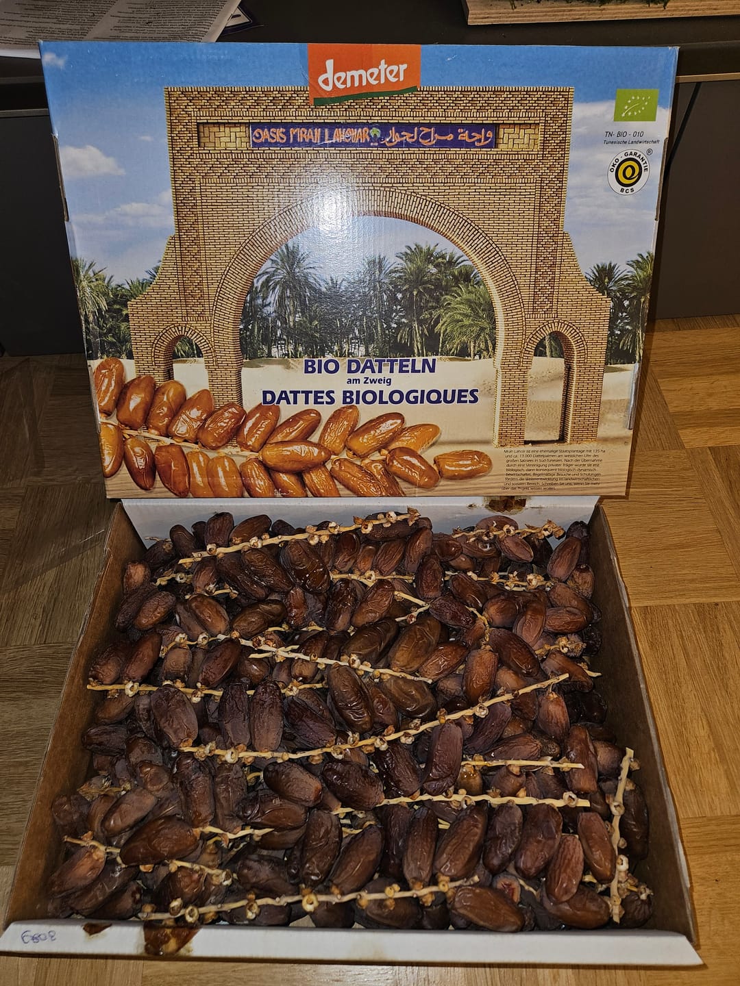 Customer photo review of Datteln Deglet Nour Demeter 5kg Box