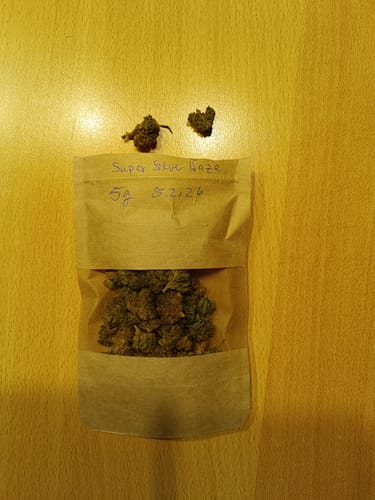 Customer photo review of Super Silver Haze Popcorn