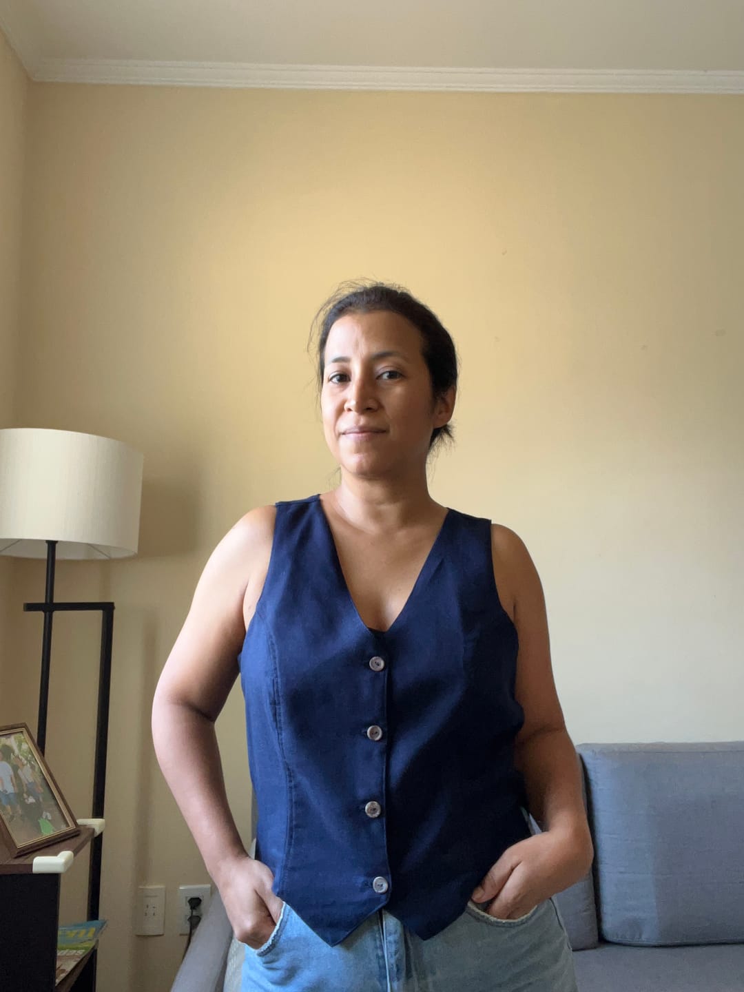 Customer photo review of Colete Calêndula Azul Escuro