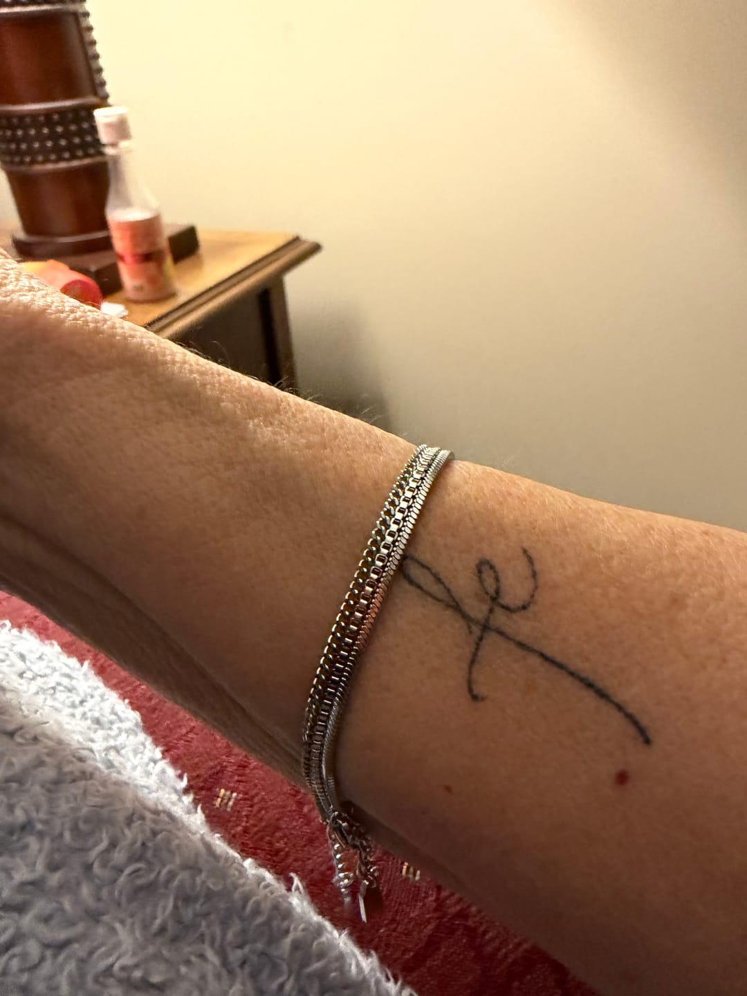 Customer photo review of Minimal Bracelet Stack