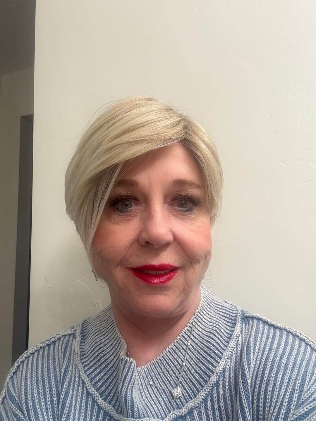 Customer photo review of POWER BALL - Paparazzi Blonde
