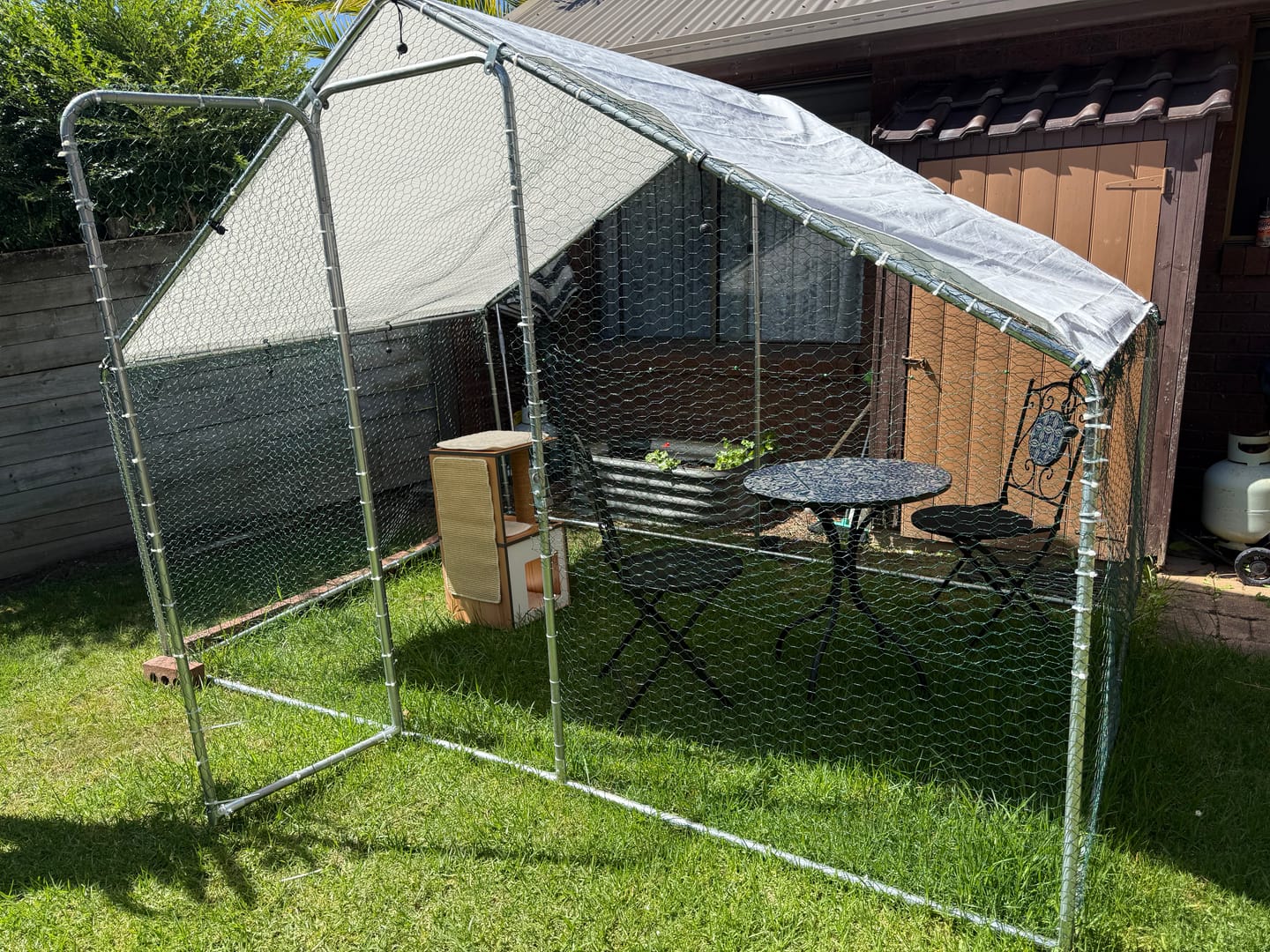 Customer photo review of Cat Cage Outdoor Enclosure 2M