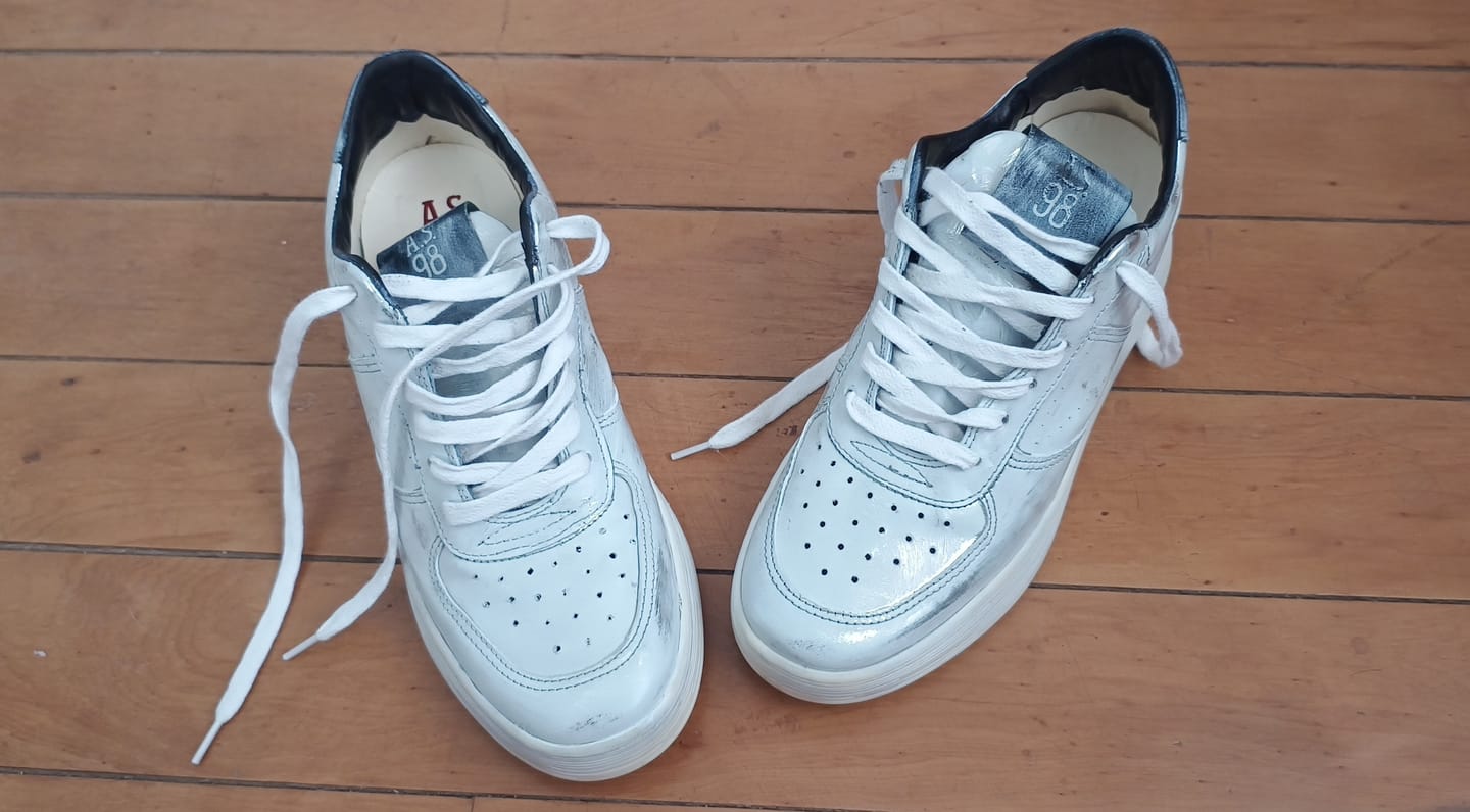 Customer photo review of ZAPATILLA OASIS ARGENTO