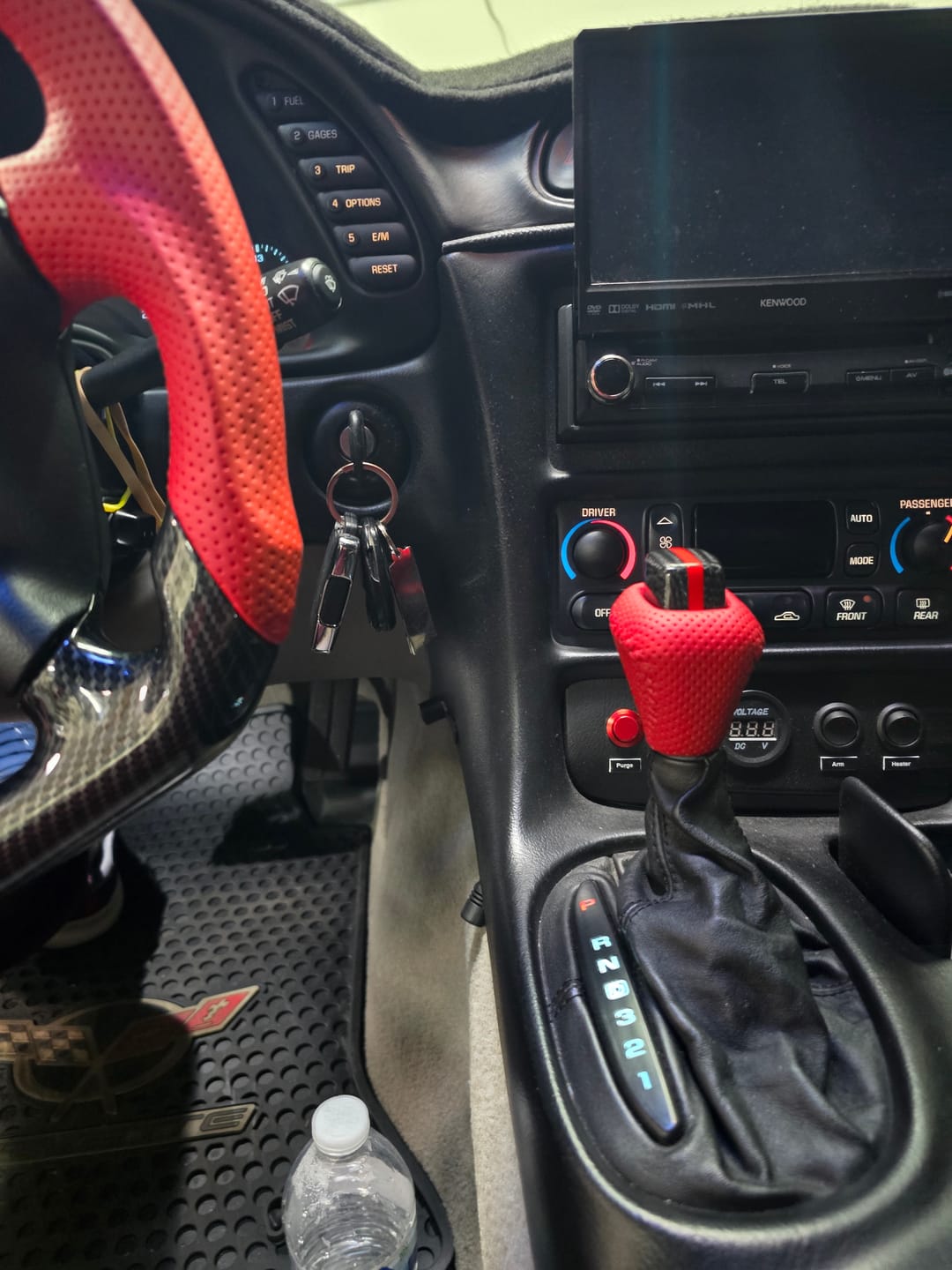 Customer photo review of [Customizable] Carbon Fiber Leather Upholstered Shift Knob Automatic Manual 1997-2004 C5 Chevy Corvette