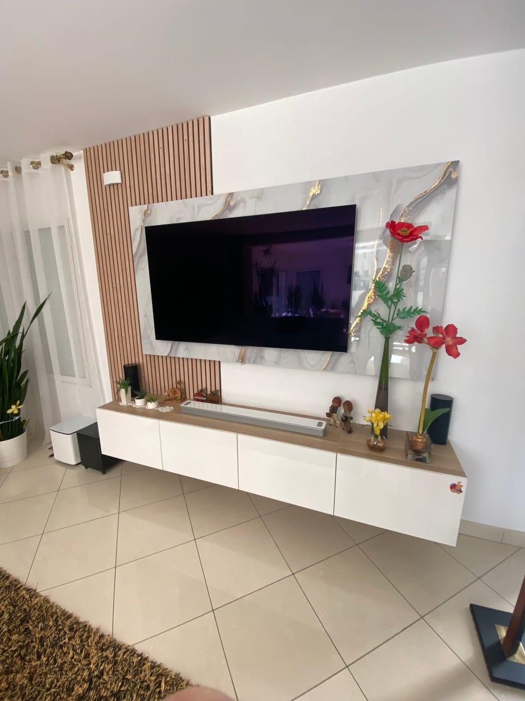 Customer photo review of Panneau Mural PVC Effet Marbre Doré – Étanche et facile à poser
