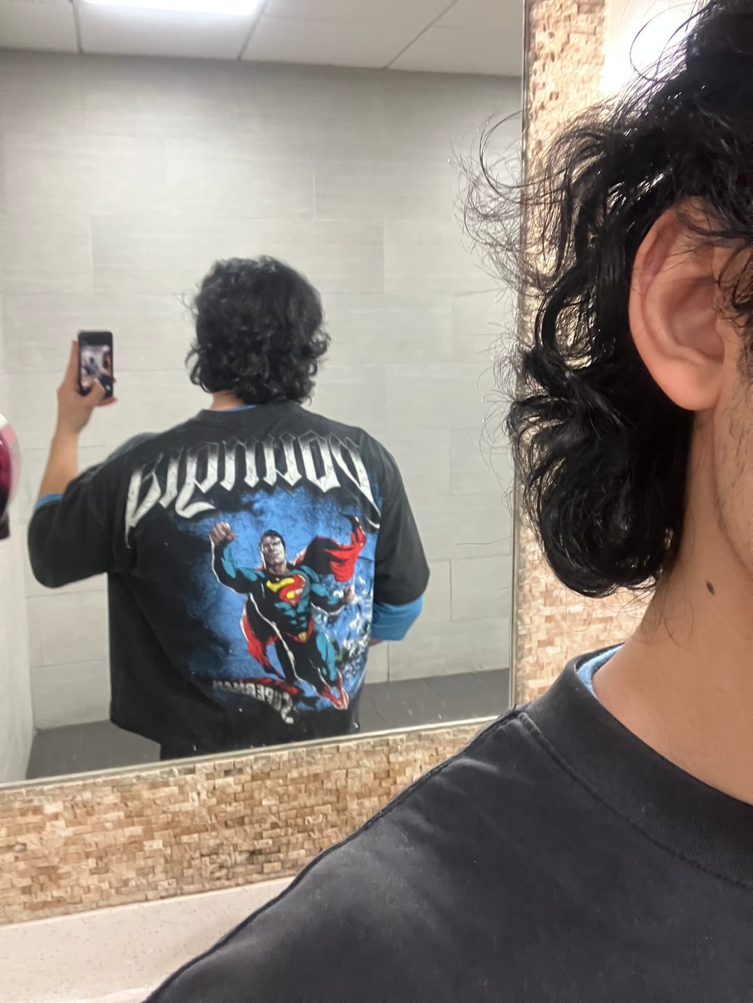 Customer photo review of 4064 - Superman Huge Tees