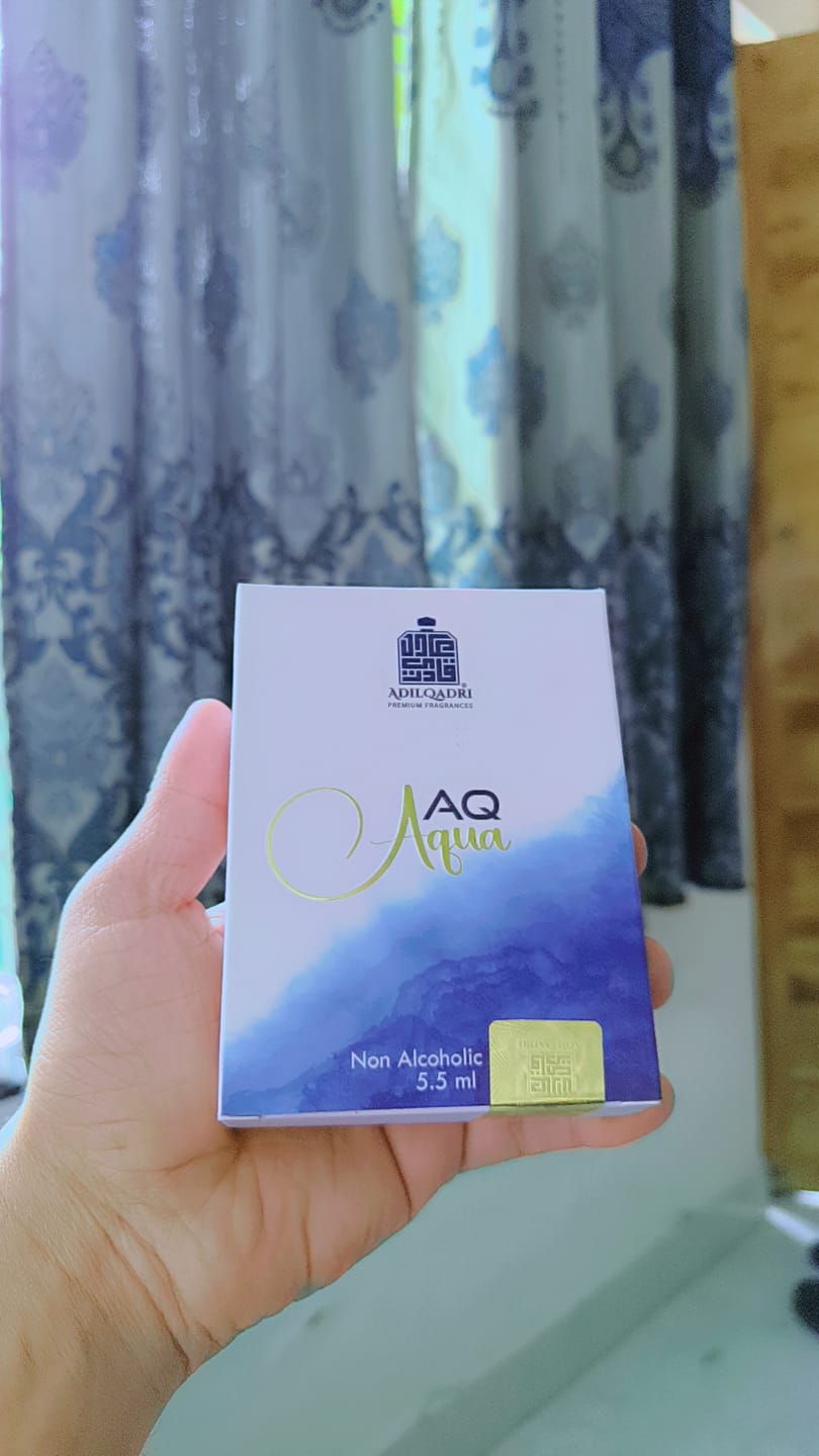 Customer photo review of AQ Aqua Luxury Attar Perfume