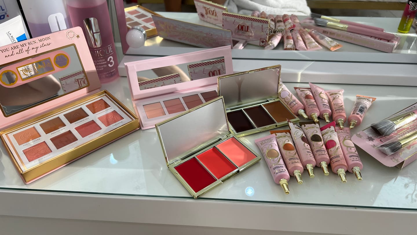 Customer photo review of P.Louise Naughty And Nice Lipstick Palettes