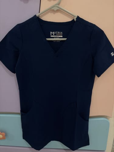 Customer photo review of Maevn Matrix Impulse 4510 Women's Contrast V-Neck Top (Petite)