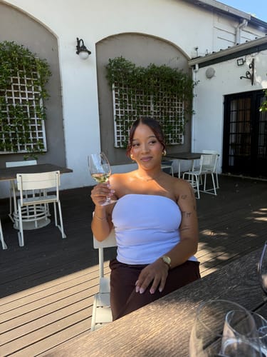 Customer photo review of Glam Baddie