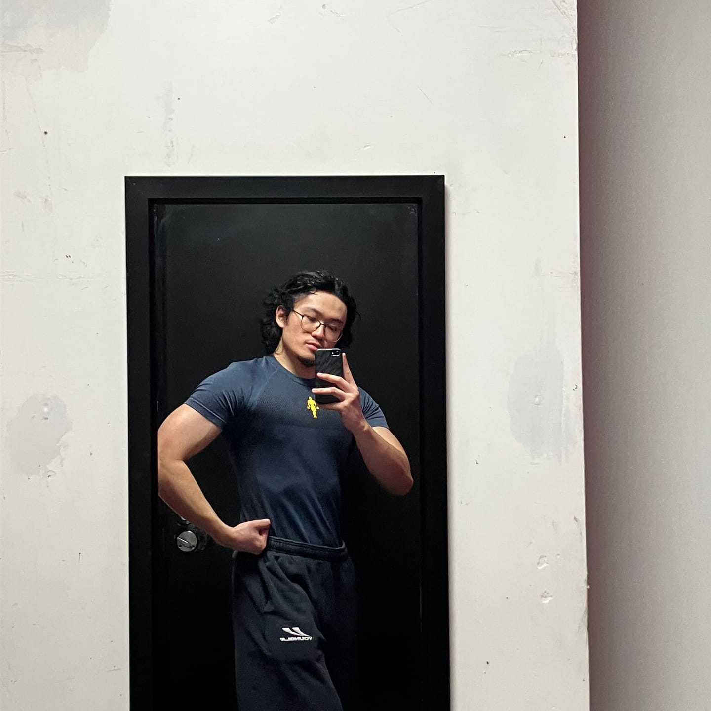 Customer photo review of 4286 - Gold's Iron Legacy Compression Tees