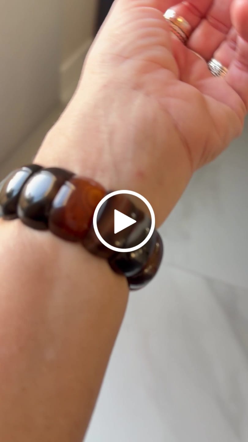 Customer video review of Bohemian Onyx Elegance Stretch Apple Watch Strap