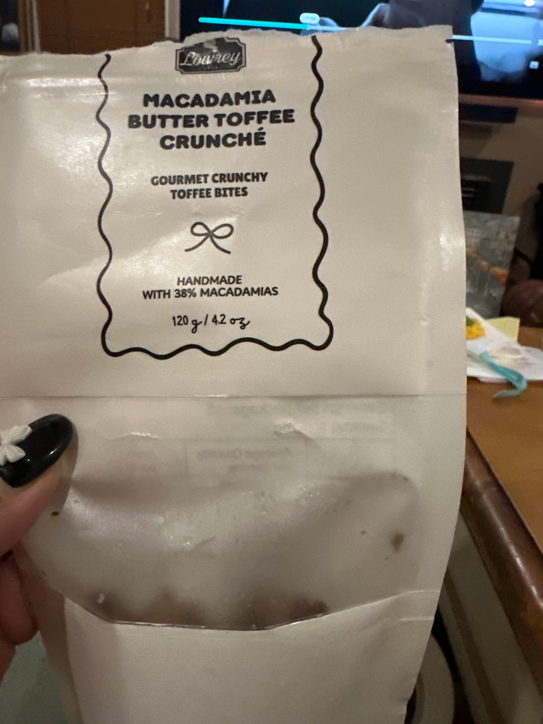 Customer photo review of Lowrey Macadamia Butter Toffee Crunché 120g | NZ Gift