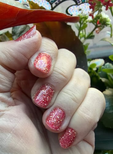 Customer photo review of D534 Poinsettia (HH2) Gold Glitter Dip Powder