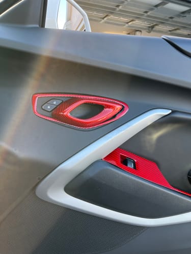 Customer photo review of Chevrolet Camaro 2016-2024 Real Carbon Fiber Interior Door Handle Overlay