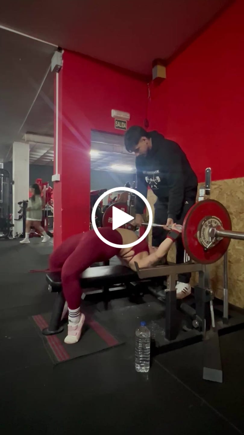 Customer video review of Moonlight Top Red