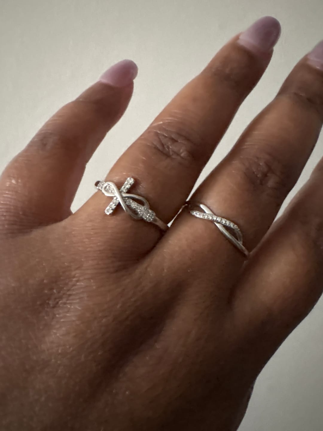Customer photo review of Bague Croix Amour