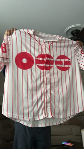Customer photo review of Blockbuster World Tour 2026 Army BTS Baseball Jersey Gift For Lovers
