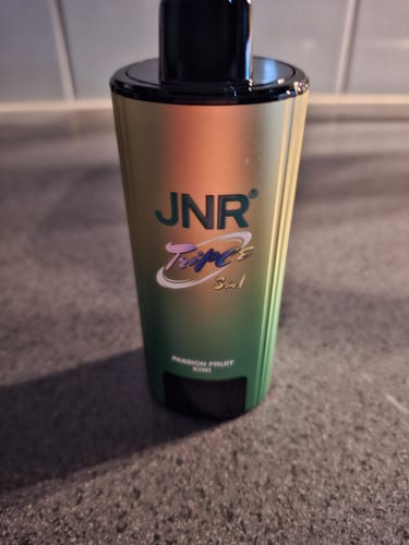 Customer photo review of JNR - Triple  110K - Puff Jetable / Vape Disposable 2% Nicotine - Triple Saveurs