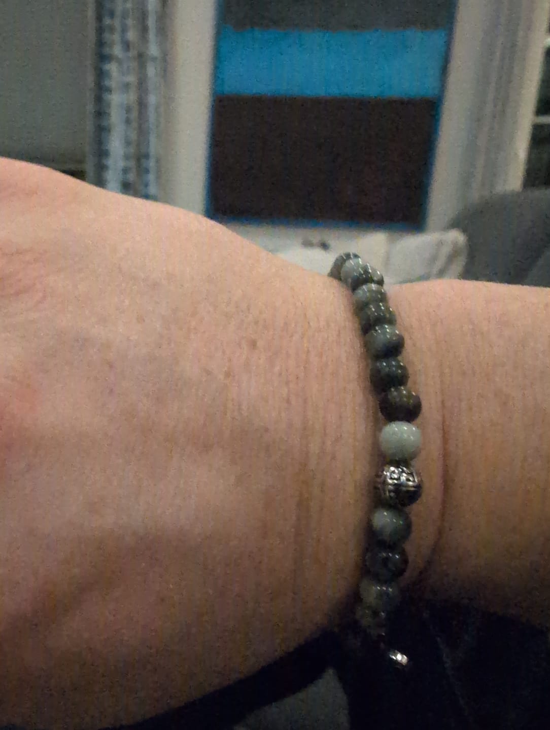 Customer photo review of 6mm Eagle Eye Bead Bracelet