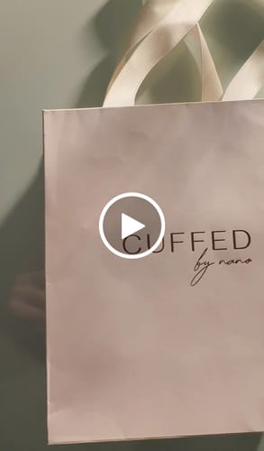 Customer video review of classic tennis necklace (gold)