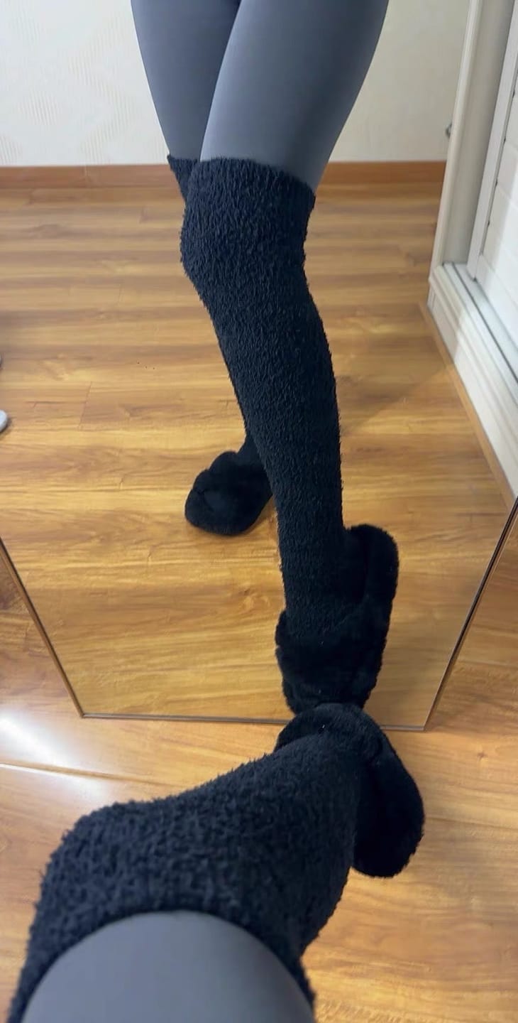 Customer photo review of Cloud Slides - Cozy Fluffy Socks