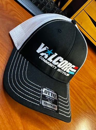 Customer photo review of [12 Pack] Embroidered Trucker Hats