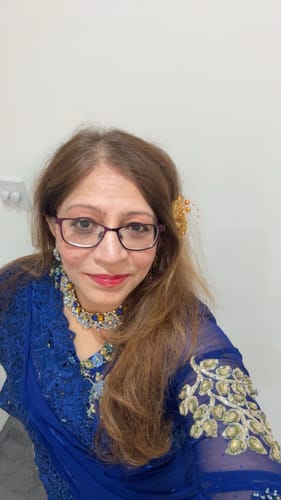 Customer photo review of AVAANI Royal Blue & Multicoloured Necklace Set