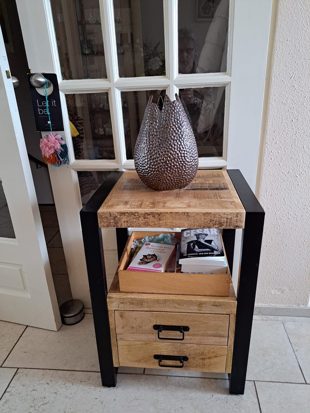 Customer photo review of Mango Houten Nachtkastje Britt | 50x40x70cm Tijdloos & Handgemaakt Design