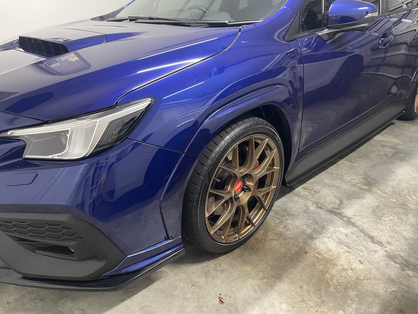 Customer photo review of Flow Form RE-V7 Style Wheels - 7-Cross Spoke Performance Rims - Bronze