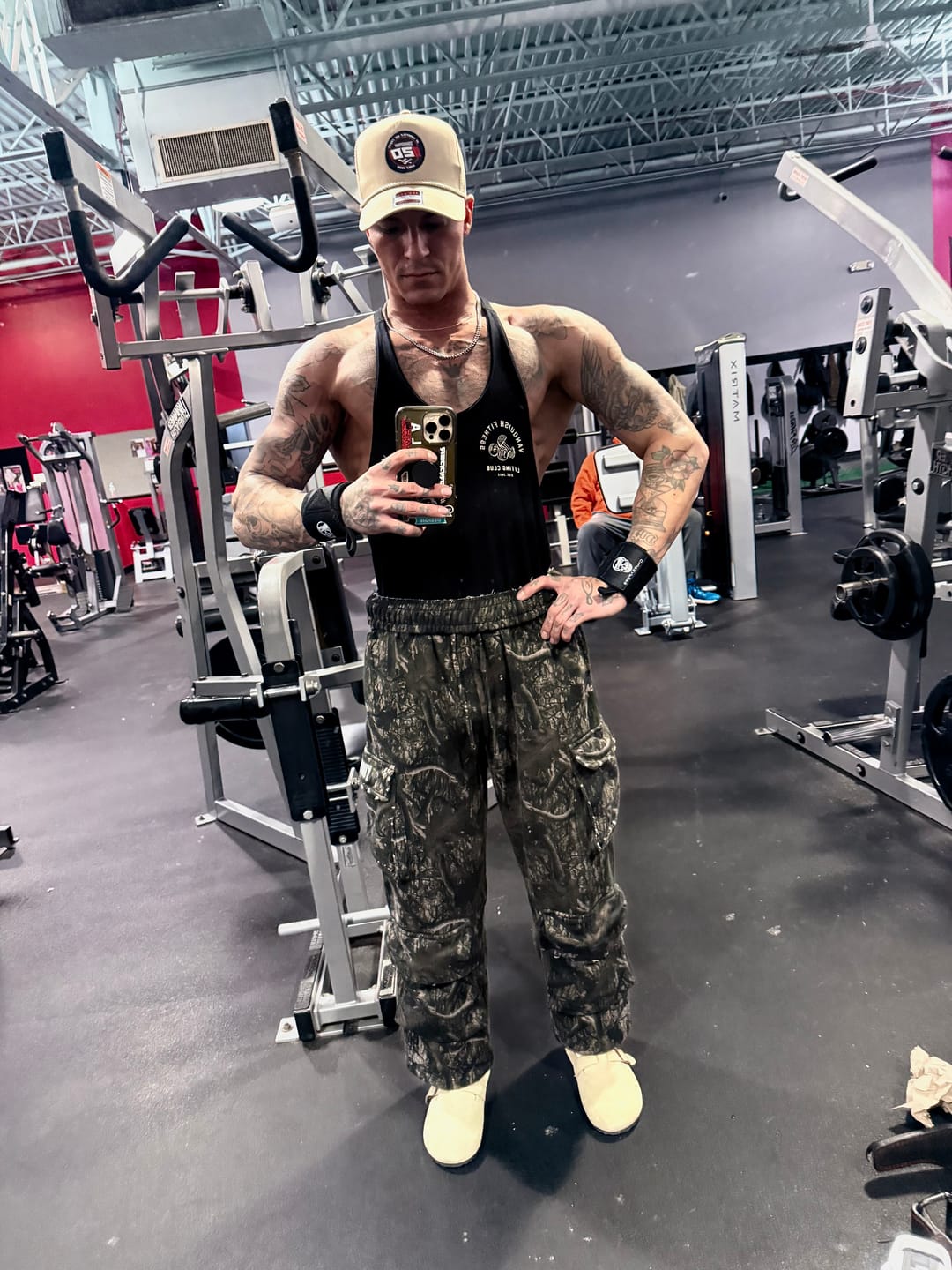 Customer photo review of 2033 - Heritage Cargo Sweats