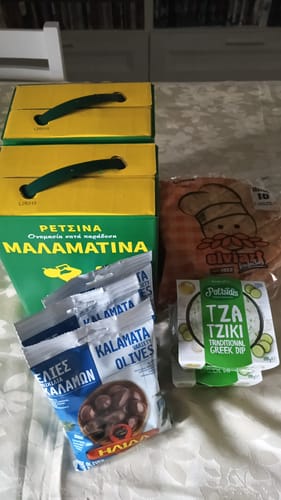 Customer photo review of Traditional Greek Pita Bread – 10 Soft Rounds (16 cm) | Vegetarian-Friendly