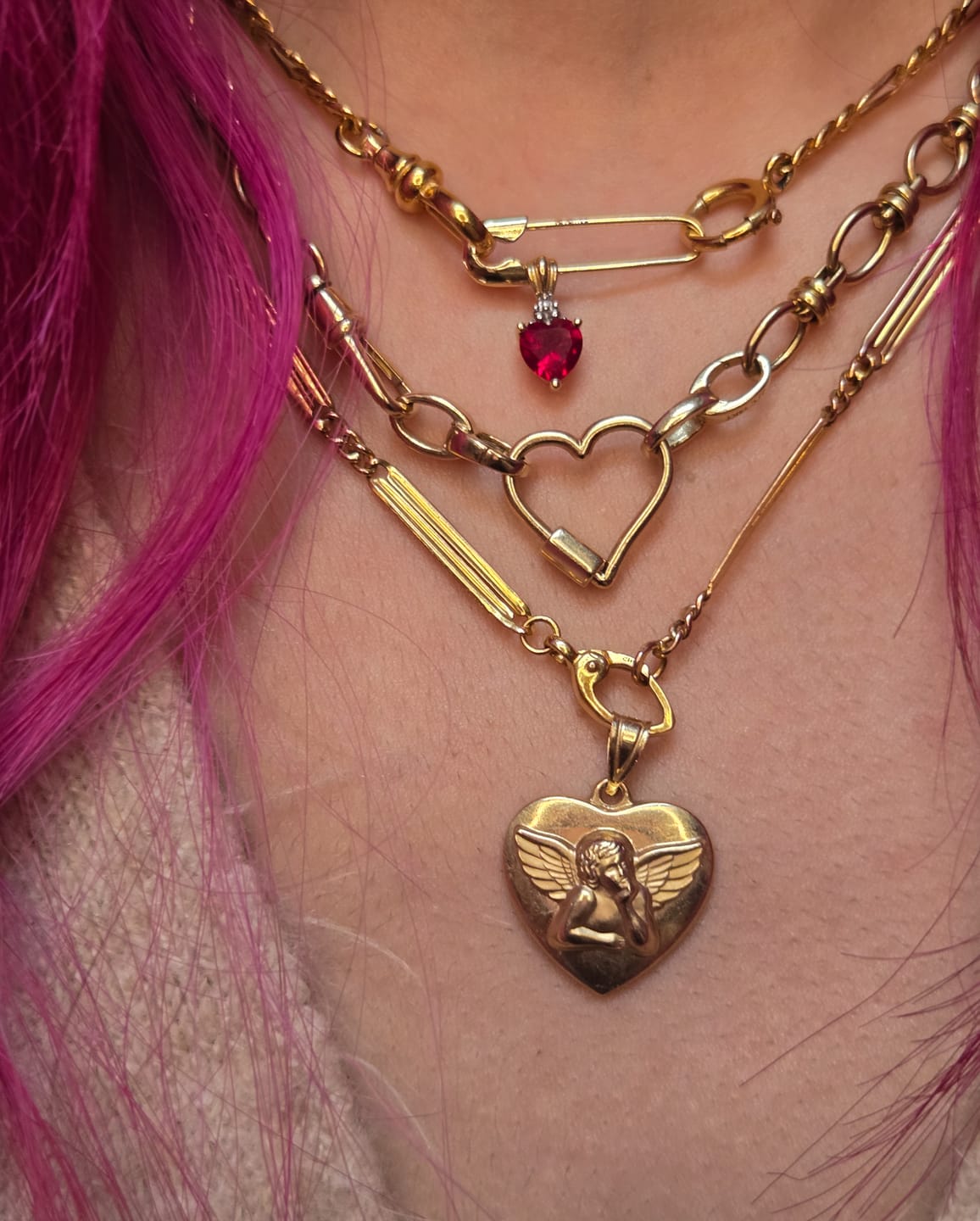 Customer photo review of 14K Single Safety Pin