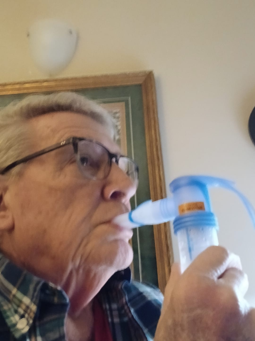 Customer photo review of Pari LC Sprint Nebulizer Set with Reserve Nebulizer