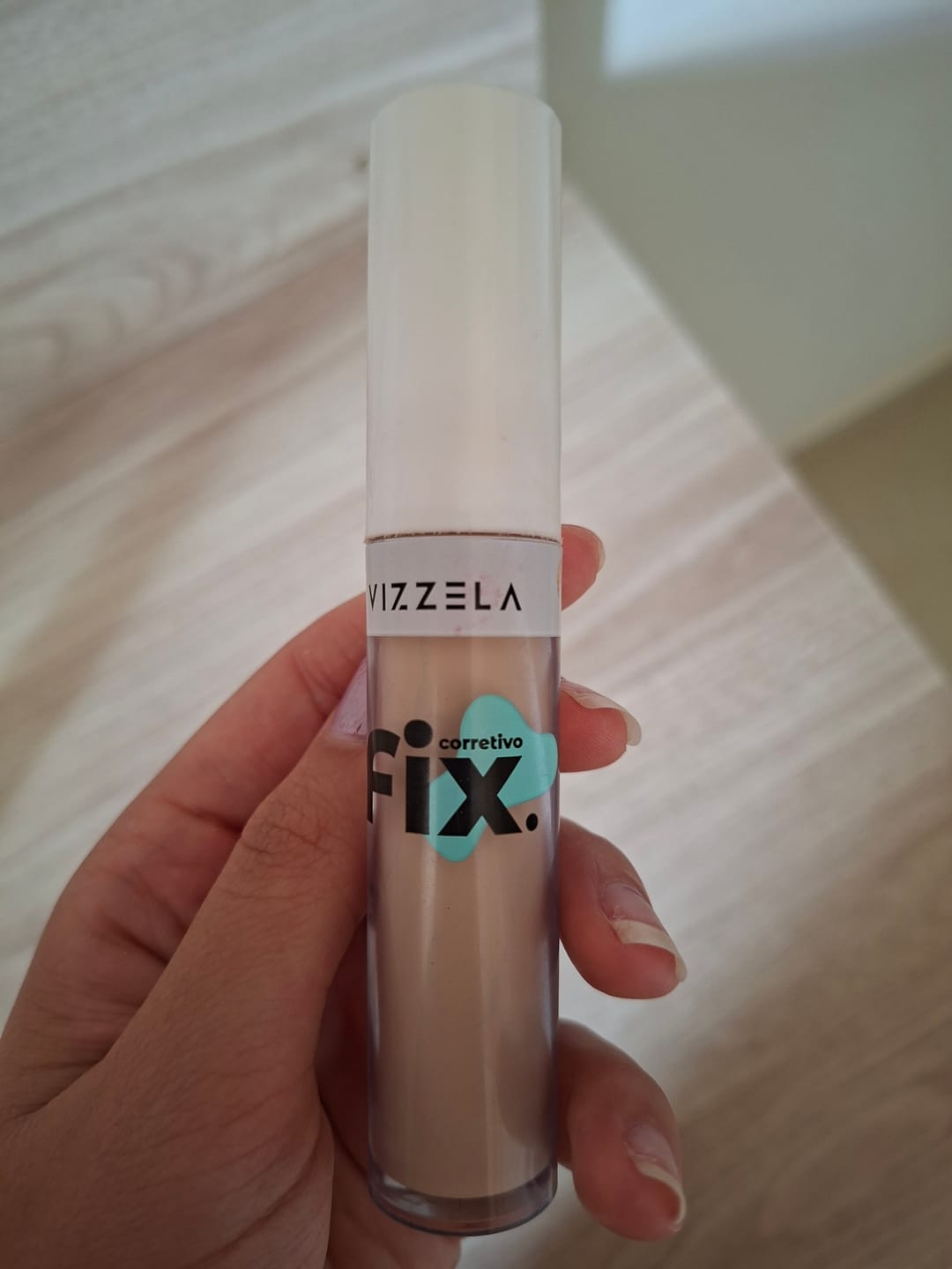 Customer photo review of Corretivo Líquido FIX - Vizzela
