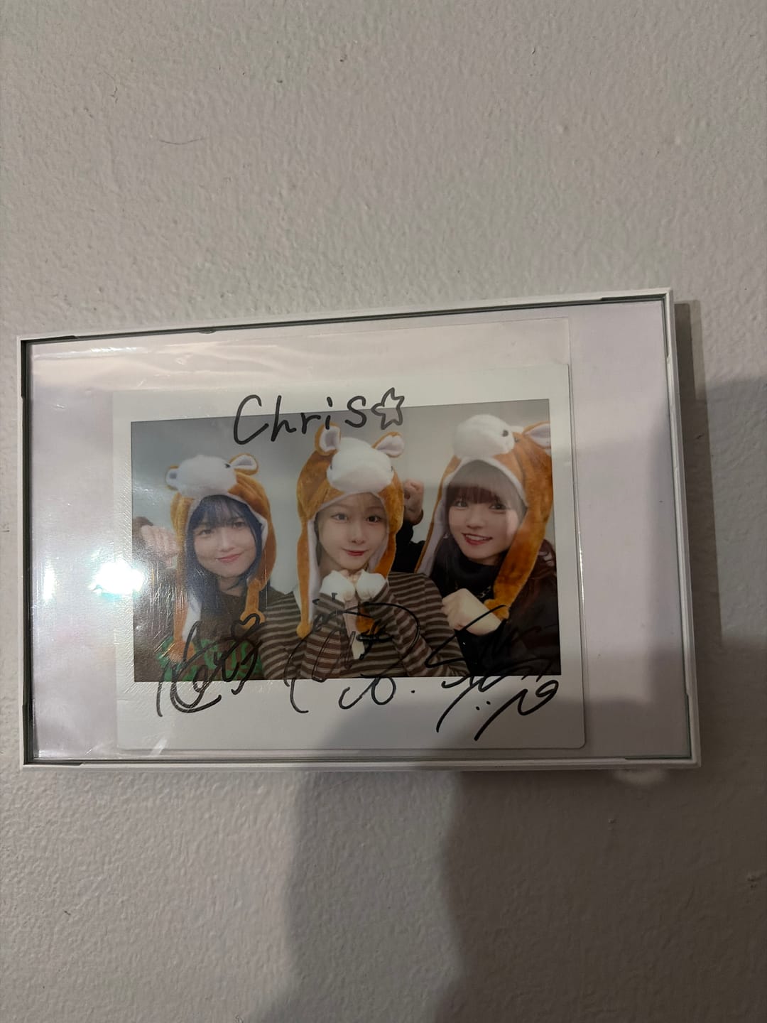 Customer photo review of TRiDENT "ONLINE BROMIDE" Autographed Polaroid Style Photo (With Your Custom Name)