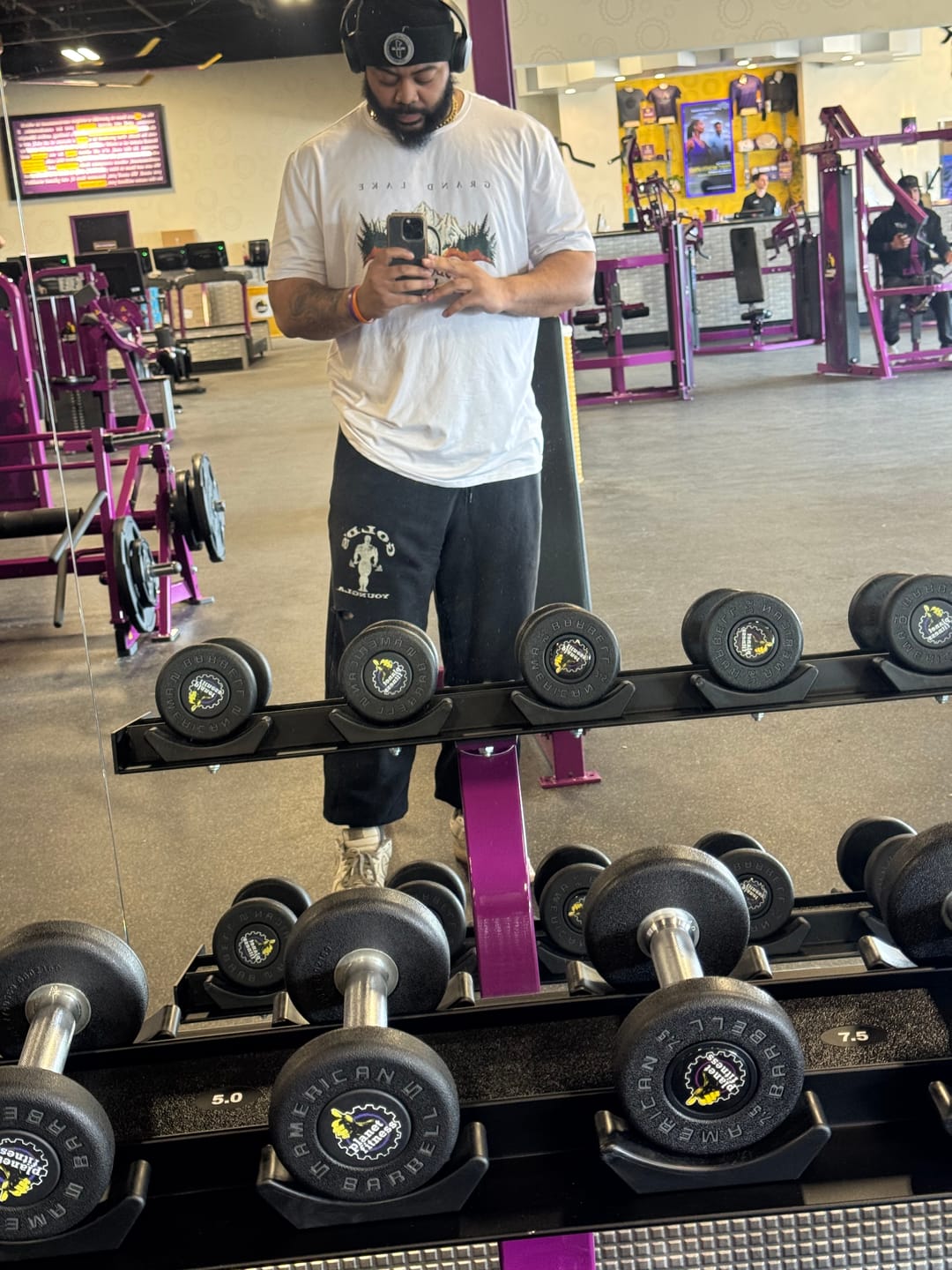 Customer photo review of 2054 - Gold's Iron Legacy Layered Joggers