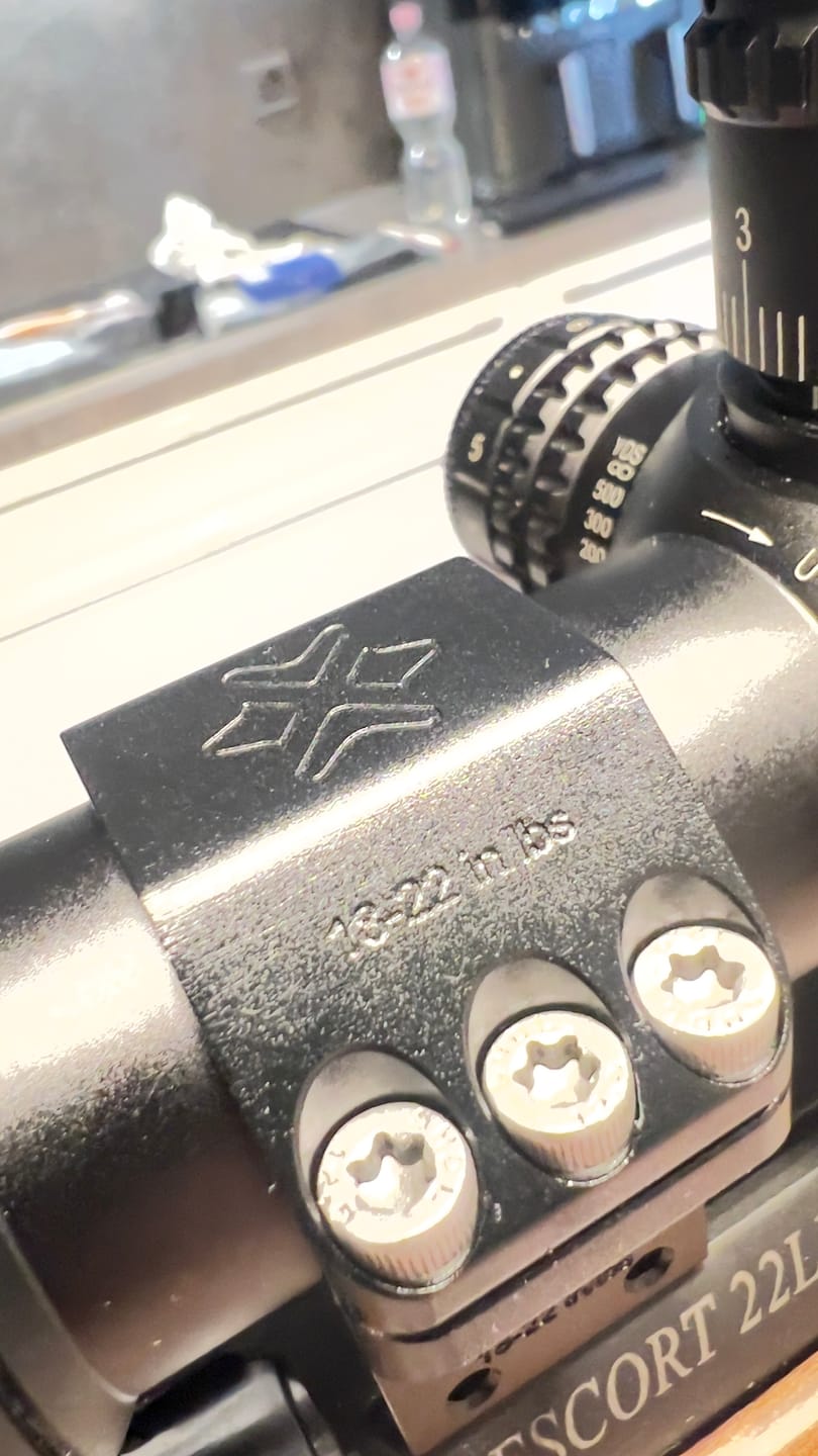 Customer photo review of Vector Optics höhenverstellbare Montage für 25,4mm, 30mm & 34mm Tubus und 11mm / 21mm Schiene