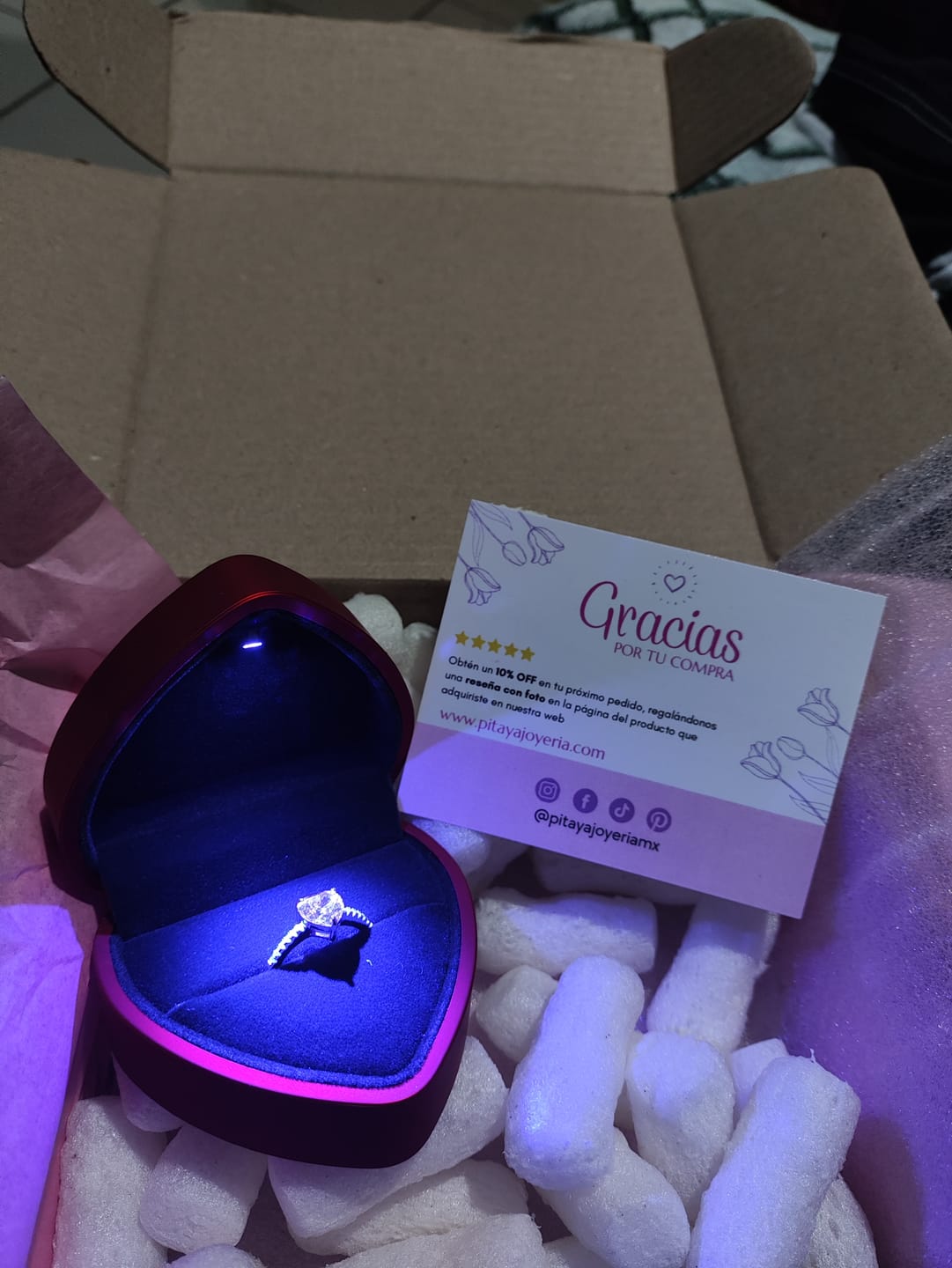 Customer photo review of Anillo Promesa Heart Pink Plata 925