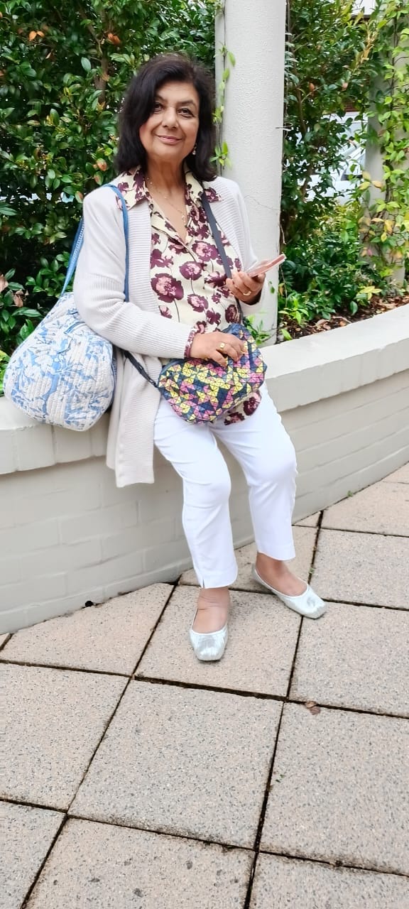 Customer photo review of Zara Stretch Pant - White