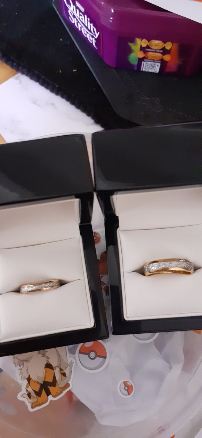 Customer photo review of The Golden Steel Wonder Ring Set