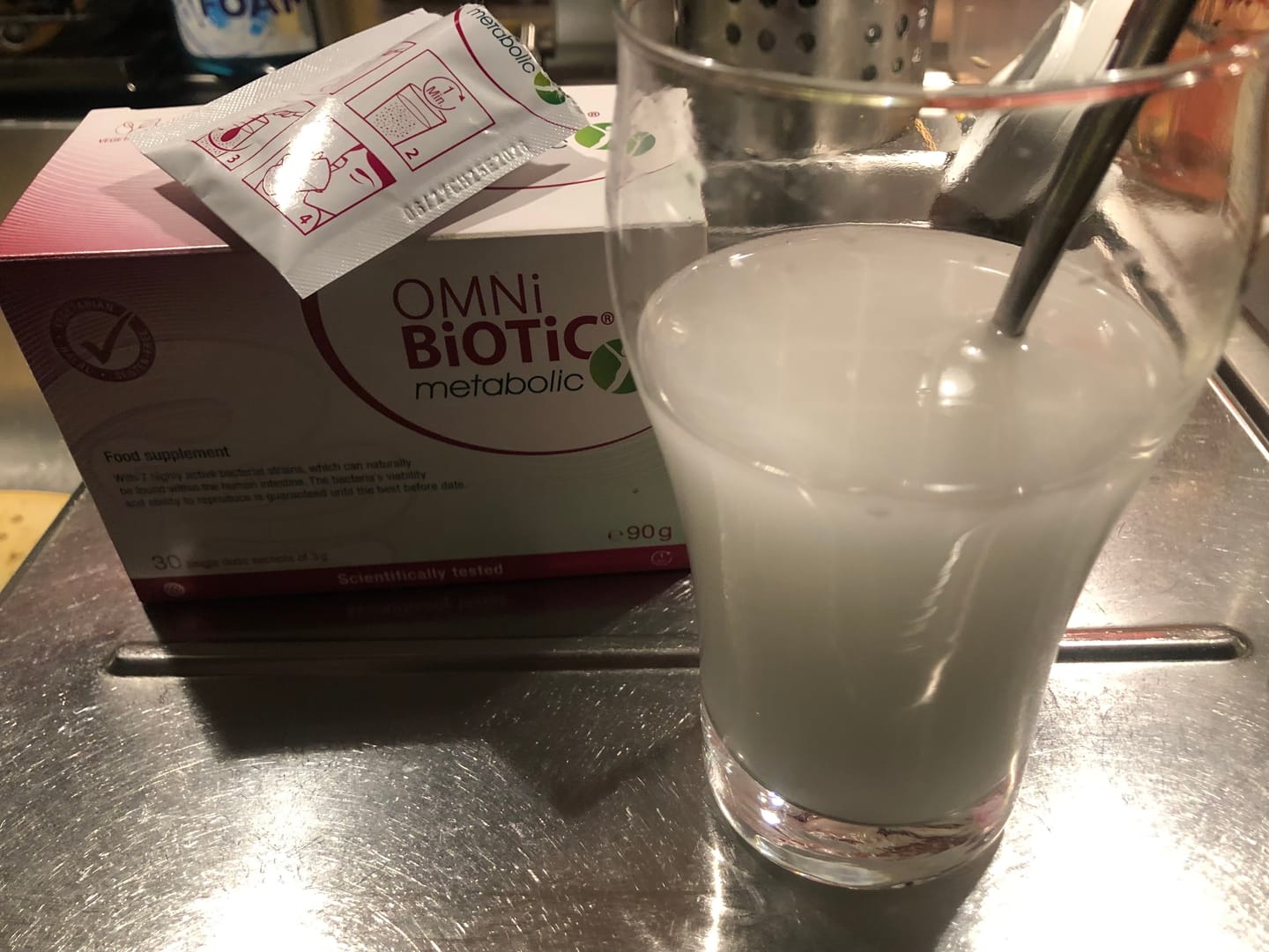 Customer photo review of OMNi-BiOTiC® metabolic INT