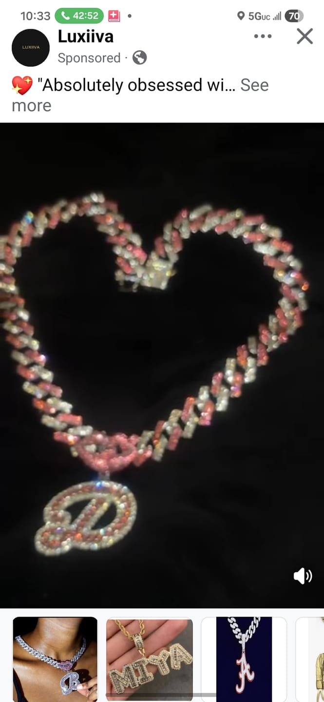 Customer photo review of LUXIIVA® PINK LIPS INITIAL PENDANT(Ready to Ship)