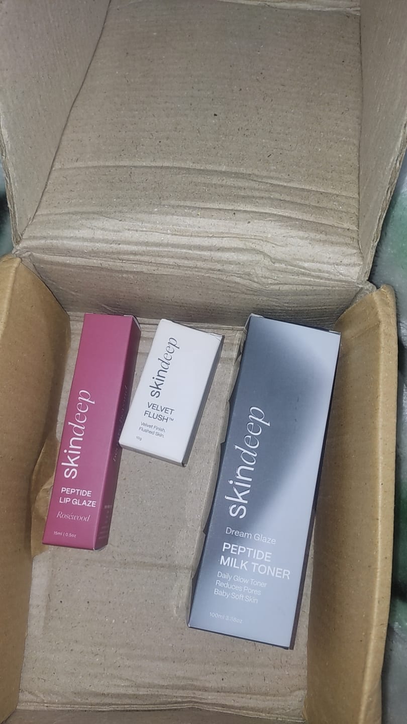 Customer photo review of Lip Glaze+Velvet Flush Duo