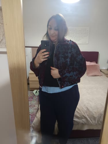 Customer photo review of Τζάκετ velvet δίχρωμο