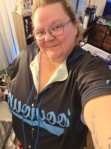 Customer photo review of ATEEZ Golden Hour Part 4 Baseball Jersey Gift For ATINY