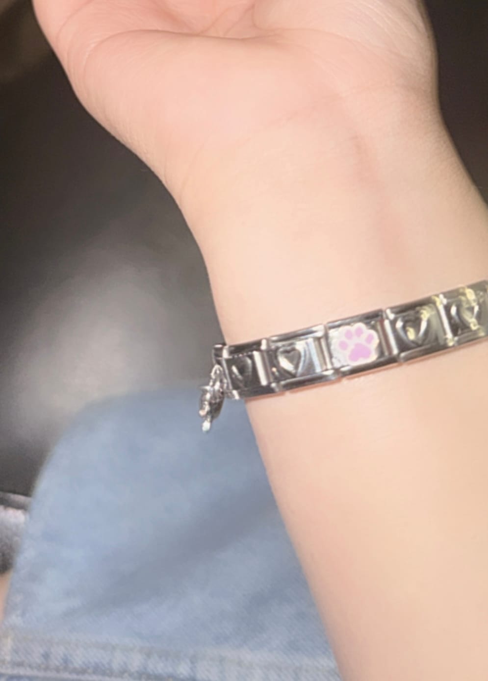 Customer photo review of Charm Huella rosa