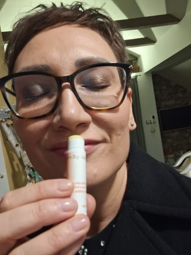 Customer photo review of Orange Lip Balm