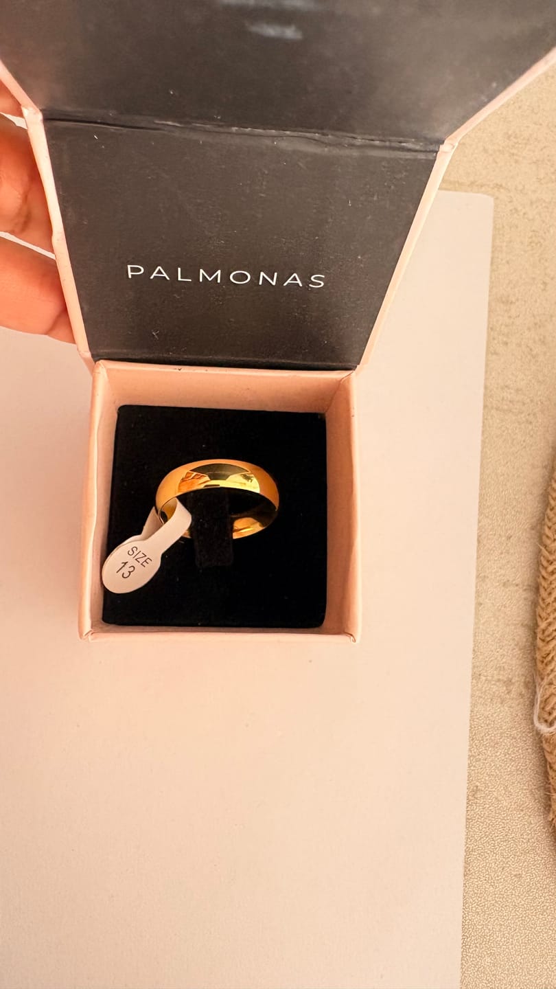 Customer photo review of Bold Gleam Classic Dome Ring